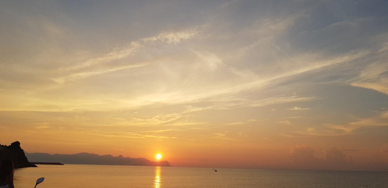 فيلا Trappeto Life Sunset المظهر الخارجي الصورة